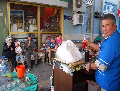 Kavurucu Sıcaklar Kar Helvacıların Yüzünü Güldürdü