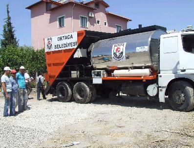 Ortaca Belediyesi Asfaltını Kendi Döküyor