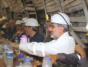 Bakan Yıldız, ilk orucunu madencilerle birlikte açtı