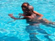 Pascal Nouma kızıyla Çeşme'nin tadını çıkarıyor