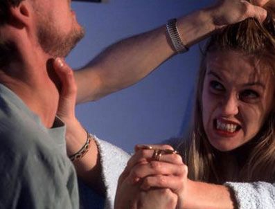 Şiddetin nedeni aile içi iletişimsizlik