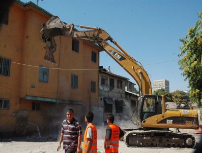 Ankara Genelevi`nde Yıkım Başladı