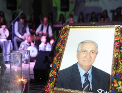 FıRAT KÜLTÜR MERKEZI - Aram Tigran Diyarbakır`da Anıldı