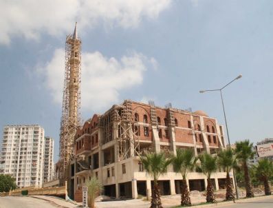 SÜLEYMANIYE CAMII - Cami Mimarisine `kadın` Eli