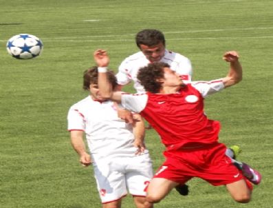 PAZARSPOR - Denizli Belediyespor, 4 Eylül Belediyespor’u 1-0 Mağlup Etti