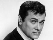 Curtis'in eşyaları satışa sunulacak