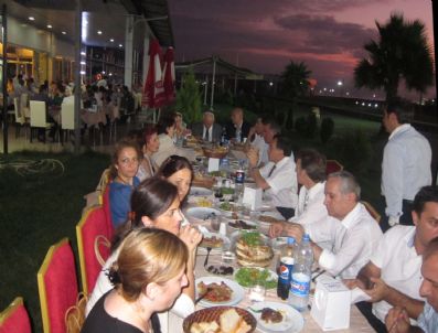 İşadamları İftarda Buluştu