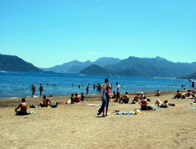 Marmaris’te Tatil Devam Ediyor