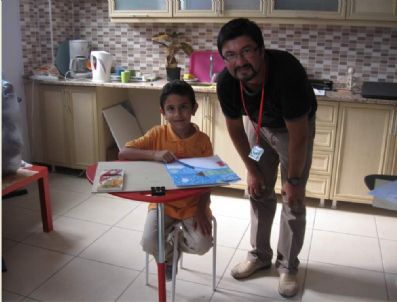 Minik Ressam Adayları Çalışmalarına Başladı