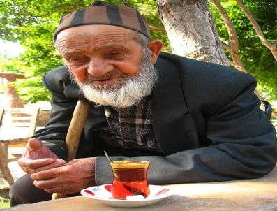 Nüfus Yaşlandıkça Kanser Vakası Da Artıyor