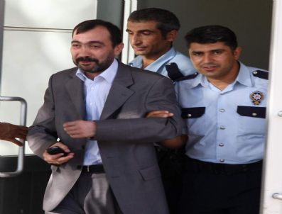 Oğlunu Tabancayla Yaralayan Baba Yakalandı