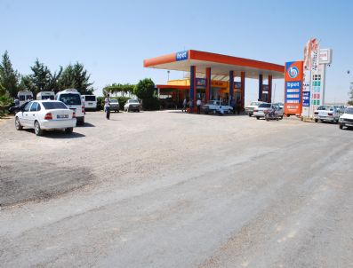 Petrol İstasyonuna Silahlı Saldırı: 2 Ölü