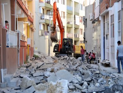 TURGUT OĞUZ - Sokak Sokak Hizmet Aliağa Belediyesi`nden