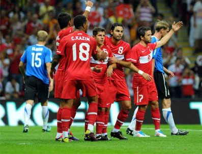 Türkiye Estonya maçı izle (Türkiye Estonya goller)