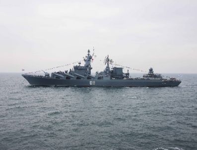 Varyag Sonunda Denize Açıldı