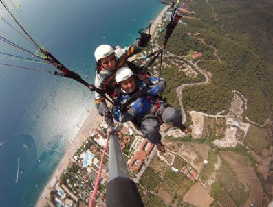 Antik Tanrılar Kanatlanıyor