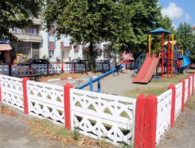 ÇITLEMBIK - Bartın`da Parklar Yenilendi