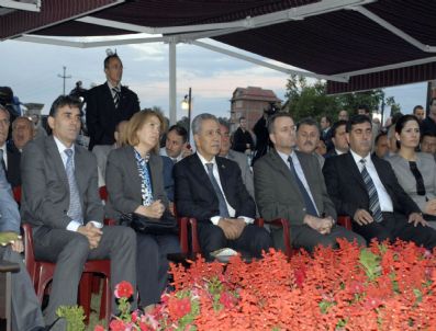 Başbakan Yardımcısı Arınç`ın Kosova Ziyareti