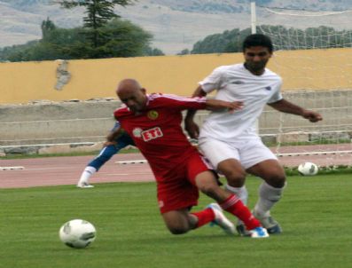 BOZÜYÜKSPOR - Eskişehirspor Hazırlık Maçında Bozüyükspor İle 1-1 Berabere Kaldı