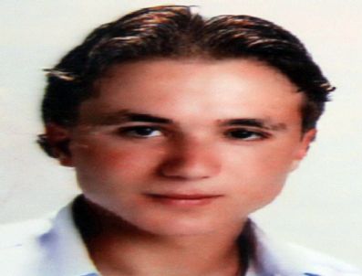 HALİT ERGENÇ - Gölette Boğulan Askerin Cenazesi Toprağa Verildi