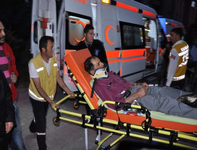 Karaman`da Trafik Kazası: 5 Yaralı