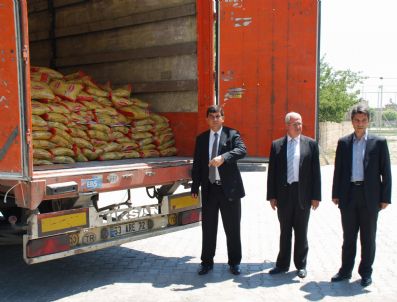 Şehitkamil Somali`ye Yardım Tır`ı Gönderdi