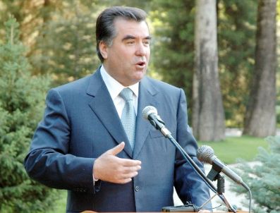 Tacik Lider Rahman, Kgaö Zirvesi İçin Kazakistan’a Gitti