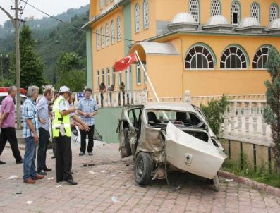 Vakfıkebir` De Tarafik Kazası: 5 Yaralı