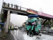 Avcılar'da boya kamyon dehşet saçtı