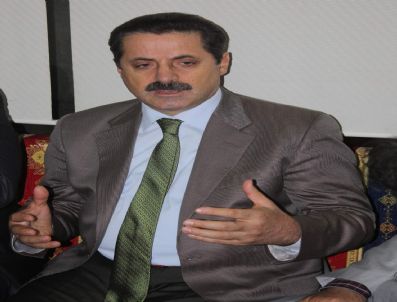 ÖZGEN KESKIN - Bakan Faruk Çelik`in Çiğ Köfte Keyfi