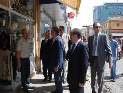 DÜZKıŞLA - Bakan Yazıcı’dan İhtiyaç Sahibi Kadına Çamaşır Makinesi