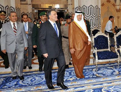 Cumhurbaşkanı Gül Cidde'ye gitti