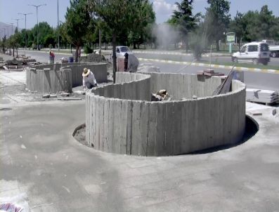 Erzincanlılar Havuzlu ve Estetik Kaldırımlarda Yürüyecek