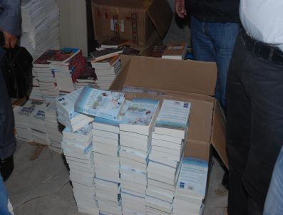 Mersin`de Korsan Kitap Operasyonu