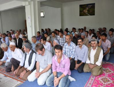 Metruk Evde Cuma Namazı