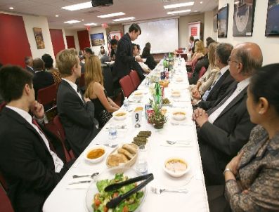 FIJI - New York Türk Kültür Merkezi, Bm Genel Kurulu’nu İftarda Buluşturdu