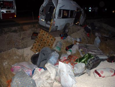 Şanlıurfa`daki Trafik Kazası: 19 Yaralı