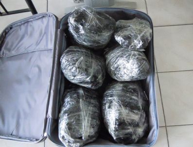 Şehirlerarası Otobüste Esrar Sevkıyatı