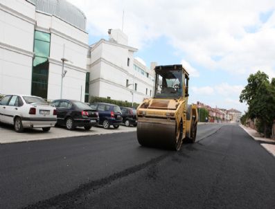 Serdivan’da 4 Bin 700 Metre Yol Asfaltlandı