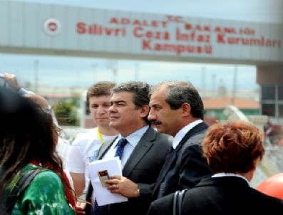 Süheyl Batum, Ergenekon Yargılamalarını Eleştirdi