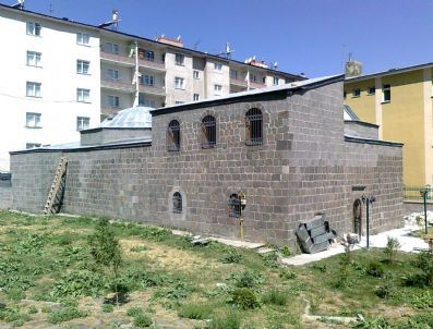 Tarihi Hamam Müze Kütüphane Olmayı Bekliyor