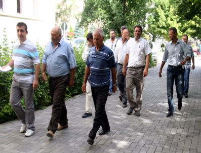 Uşak`ta İhaleye Fesat Karıştırdıkları İddia Edilen 8 Kişi Tutuklandı