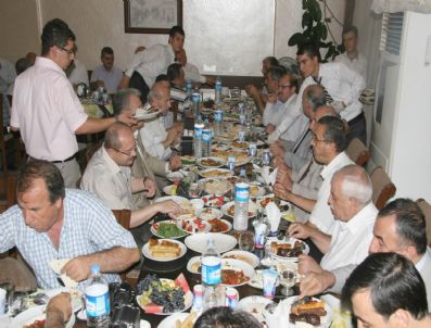 YUSUF ODABAŞ - Yoyav`dan İftar Yemeği