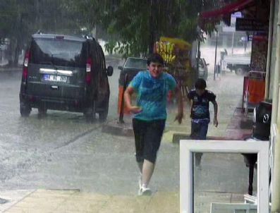 Yozgat`ta Sağanak Yağmur