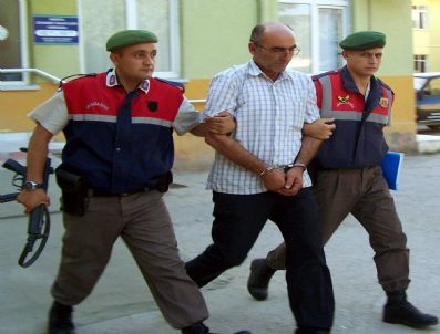 3 Kişiyi Öldürüp 5 Kişiyi Yaralayan Sürücü Teslim Oldu