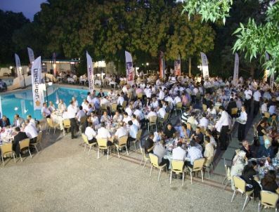 Aksaraylı İşadamları Agiad’ın İftarında Buluştu