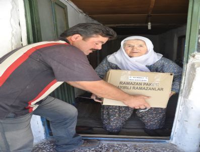 Elmalı Belediyesinden Ramazan Gıda Paketi