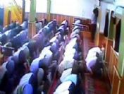 Emekli Maaşını Teravih Namazında Çaldırdı