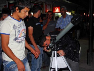 Hakkari`de Gökyüzene Bakmanın Bedeli 50 Kuruş