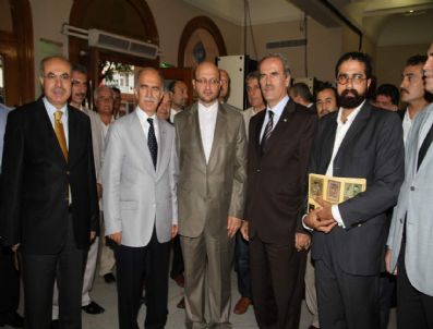 İranlı Sanatçıdan Hat Sergisi